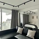 Luxury Ponderosa شقة *